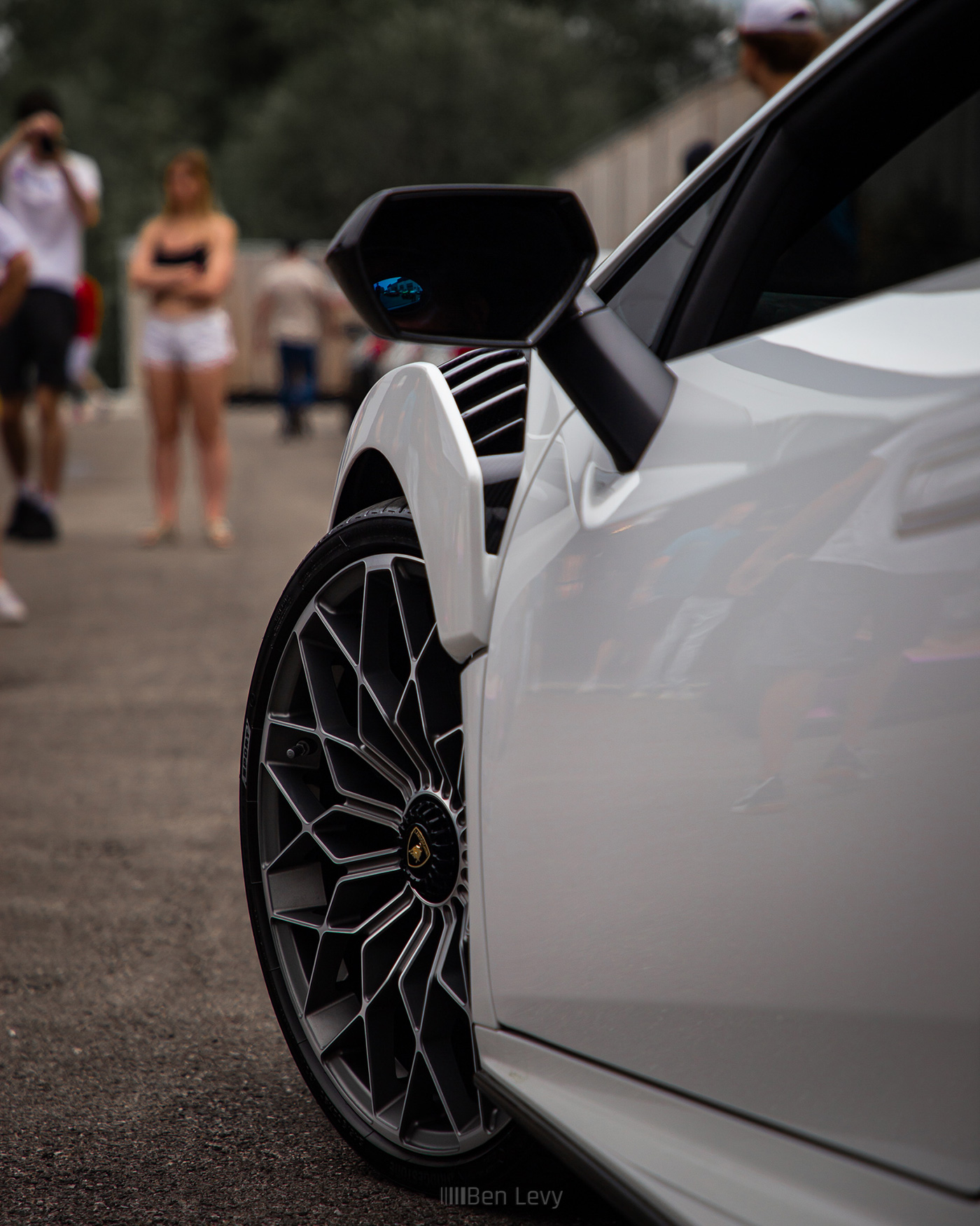 Wheel on White Lamborghini Huracan STO