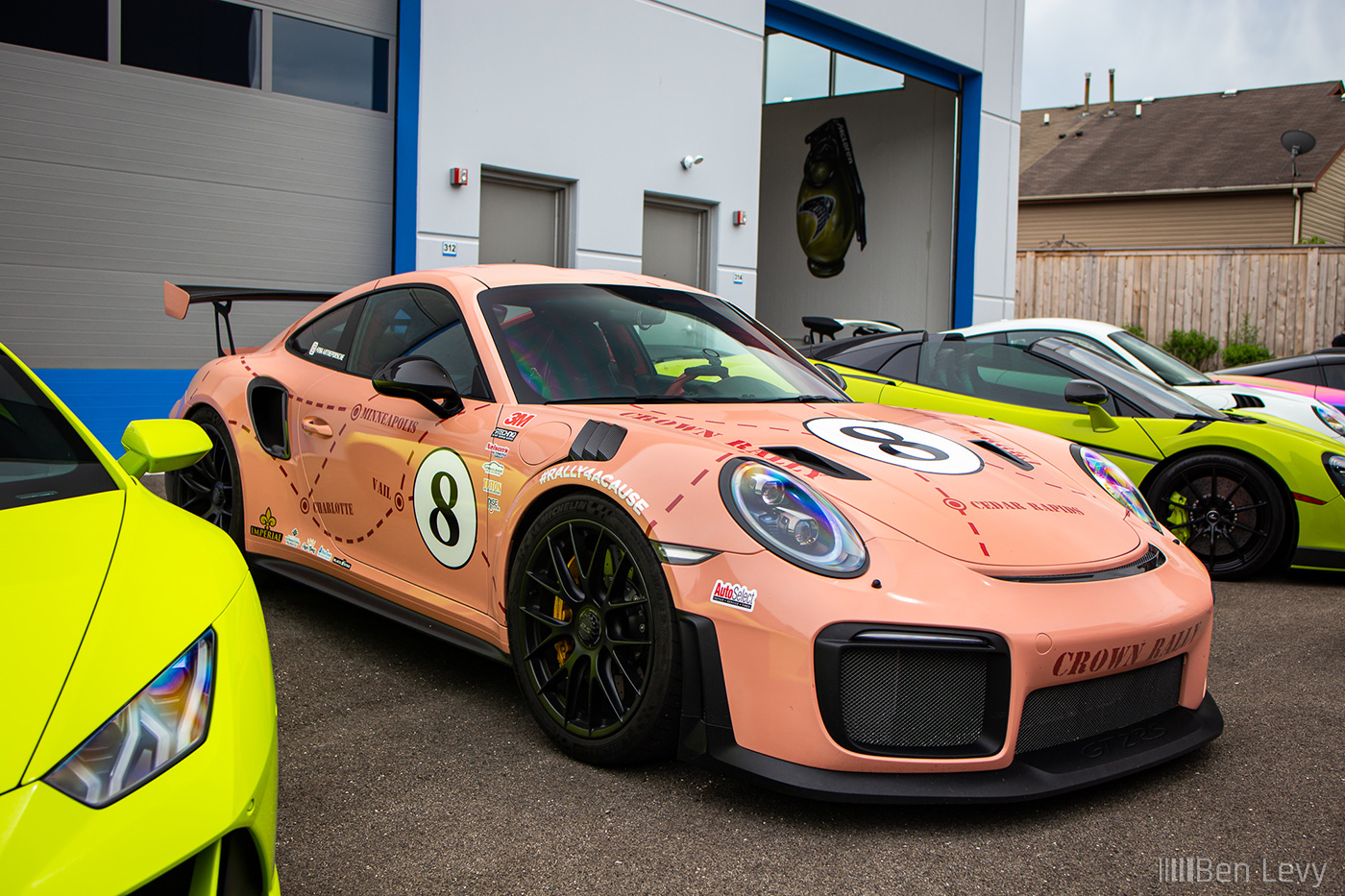 Pink Wrap on Porsche 991 GT2RS