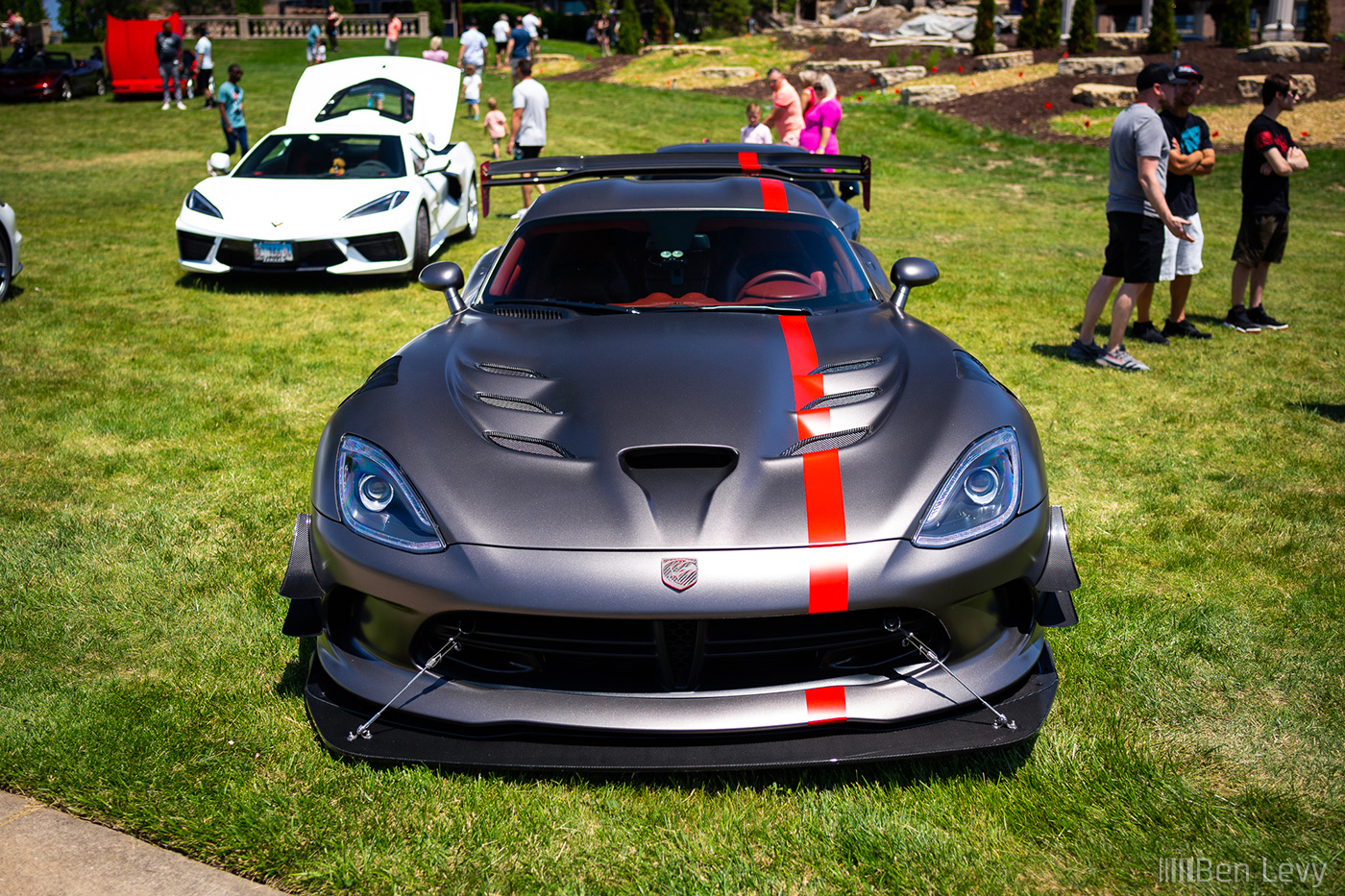 Front of Grey Dodge Viper ACR with Red Stripe