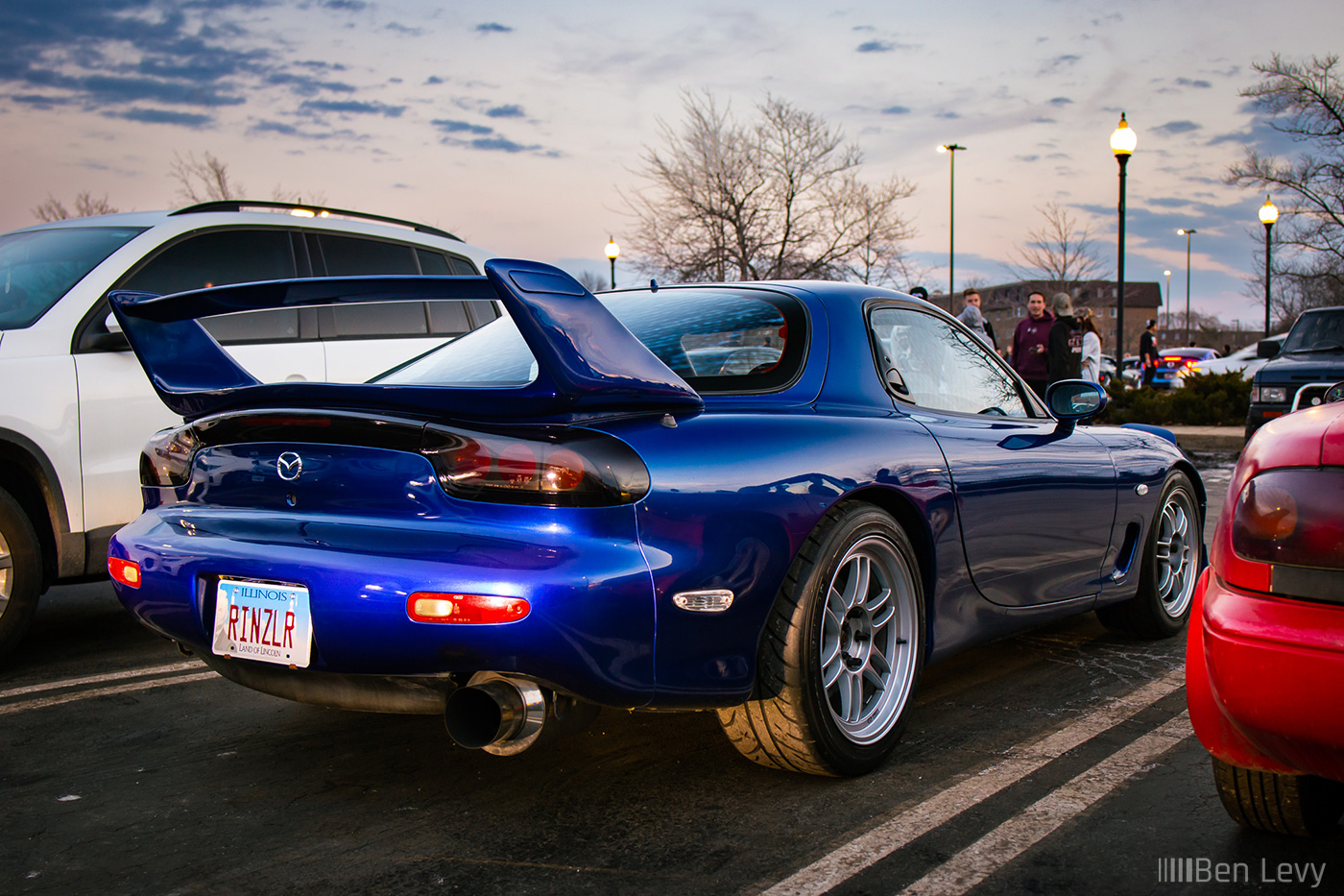 Blue FD Mazda RX-7 at Umbrella Tea House