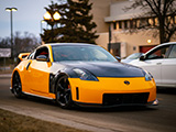 Yellow and Black Nissan 350Z