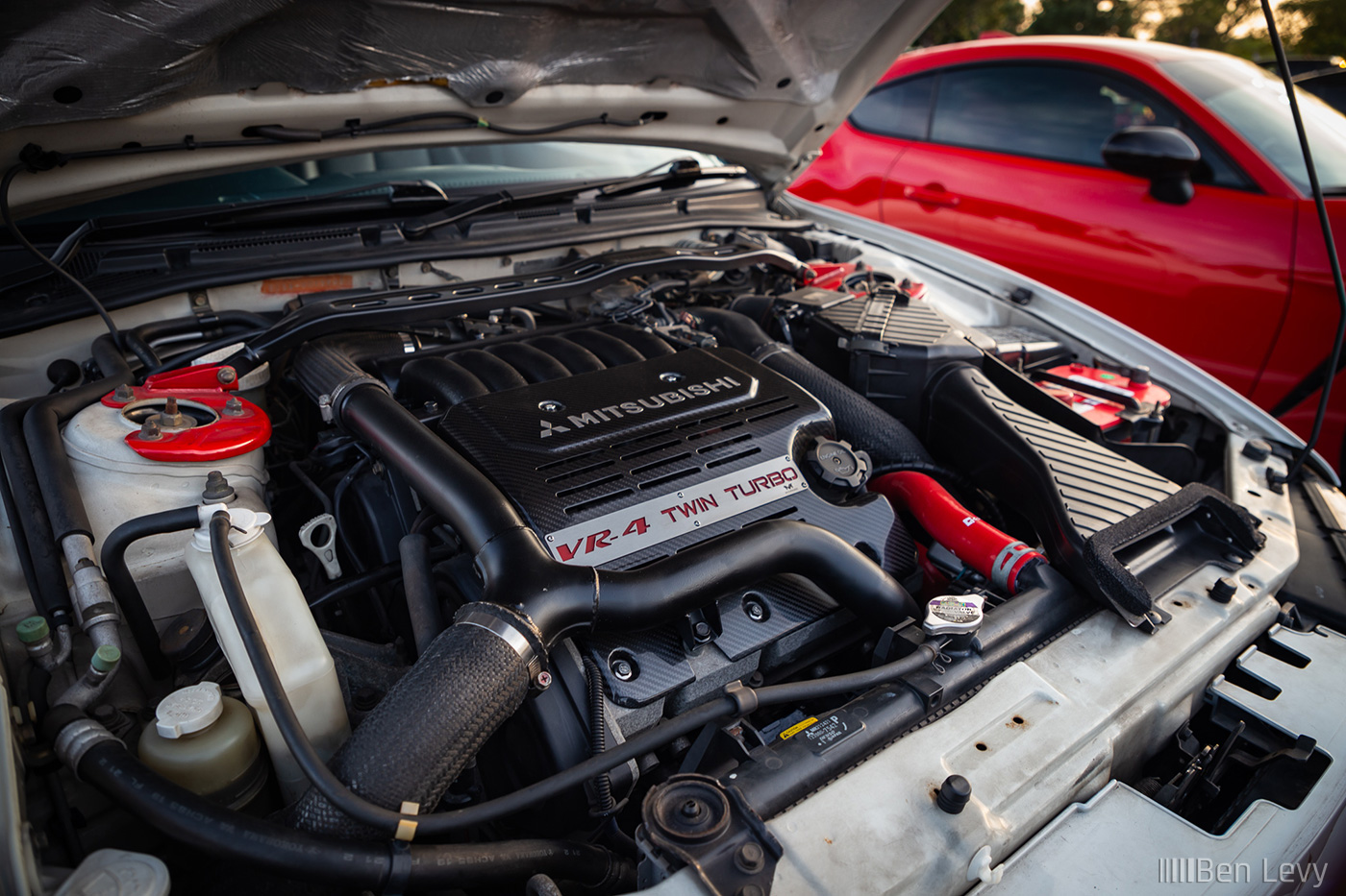 Twin Turbo V6 Engine in Mitsubishi Legnum