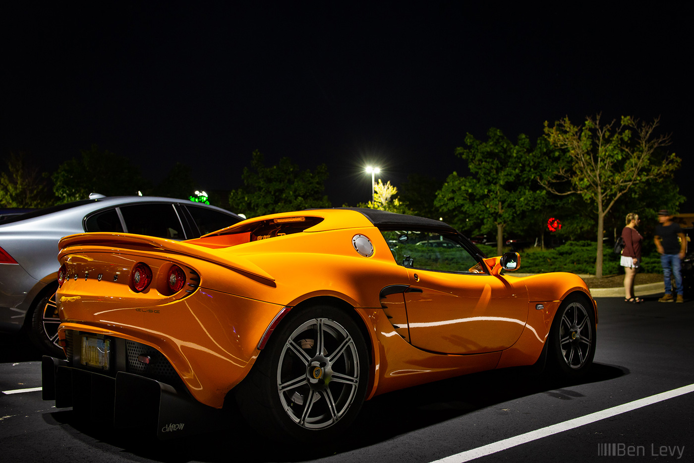 Orang Lotus Elise at Cars and Culture Meet in Warrenville