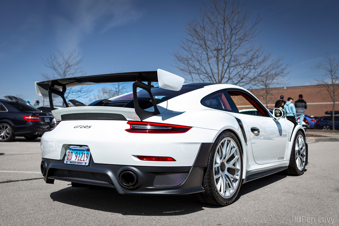 White Porsche 911 GT2 RS at Sunday Morning Car Meet