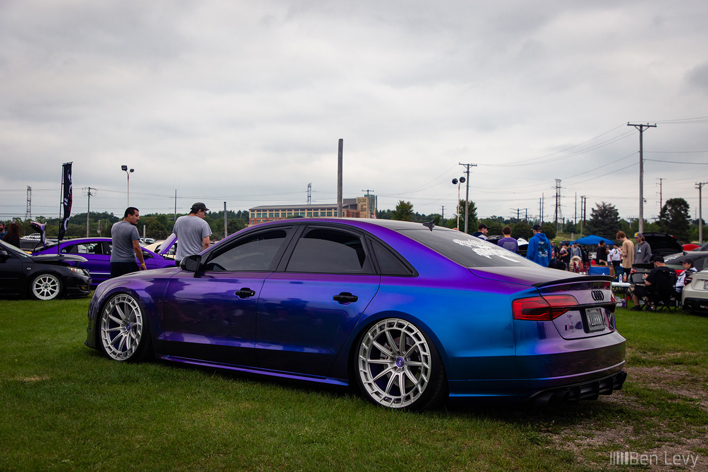 Audi S8 with in Bluish-Purple Color