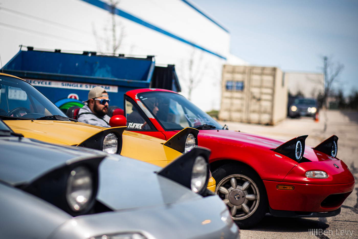 Miatas Showing Off Popup Headlights