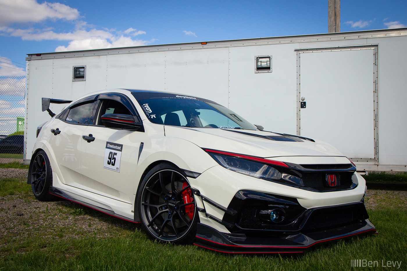 Championship White Honda Civic Type-R at Import Face-Off in Rockford