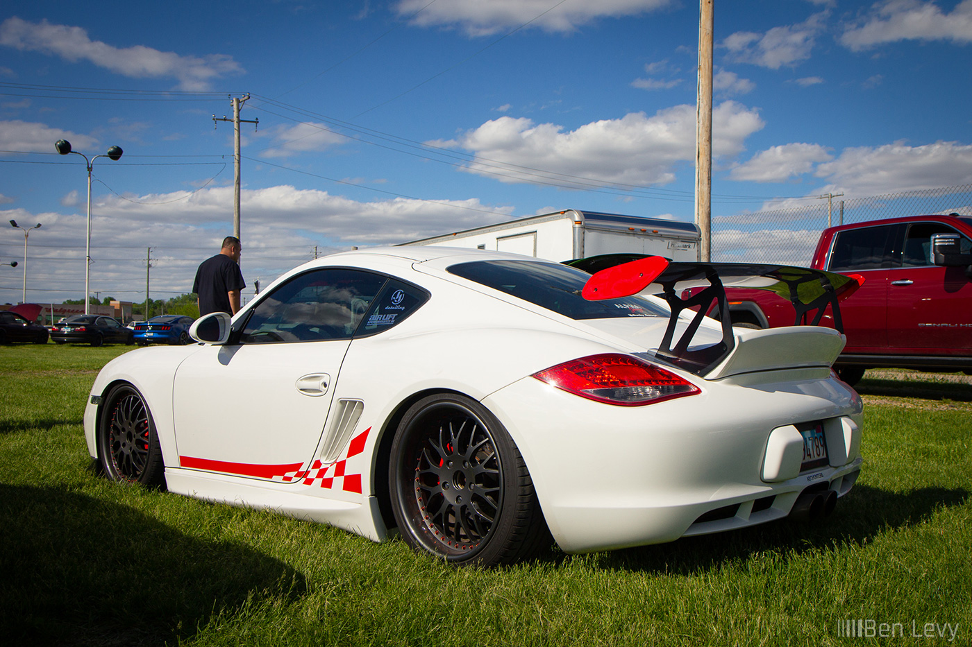 Big Wing on Cayman S with Air Lift Suspension
