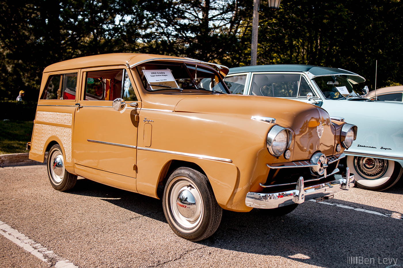 Orange 1952 Crosley Super Station Wagon at the Lake Forest Then & Now Auto Show