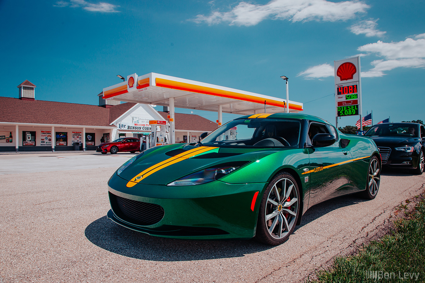 Green Lotus Evora at Wisconsin Gas Station