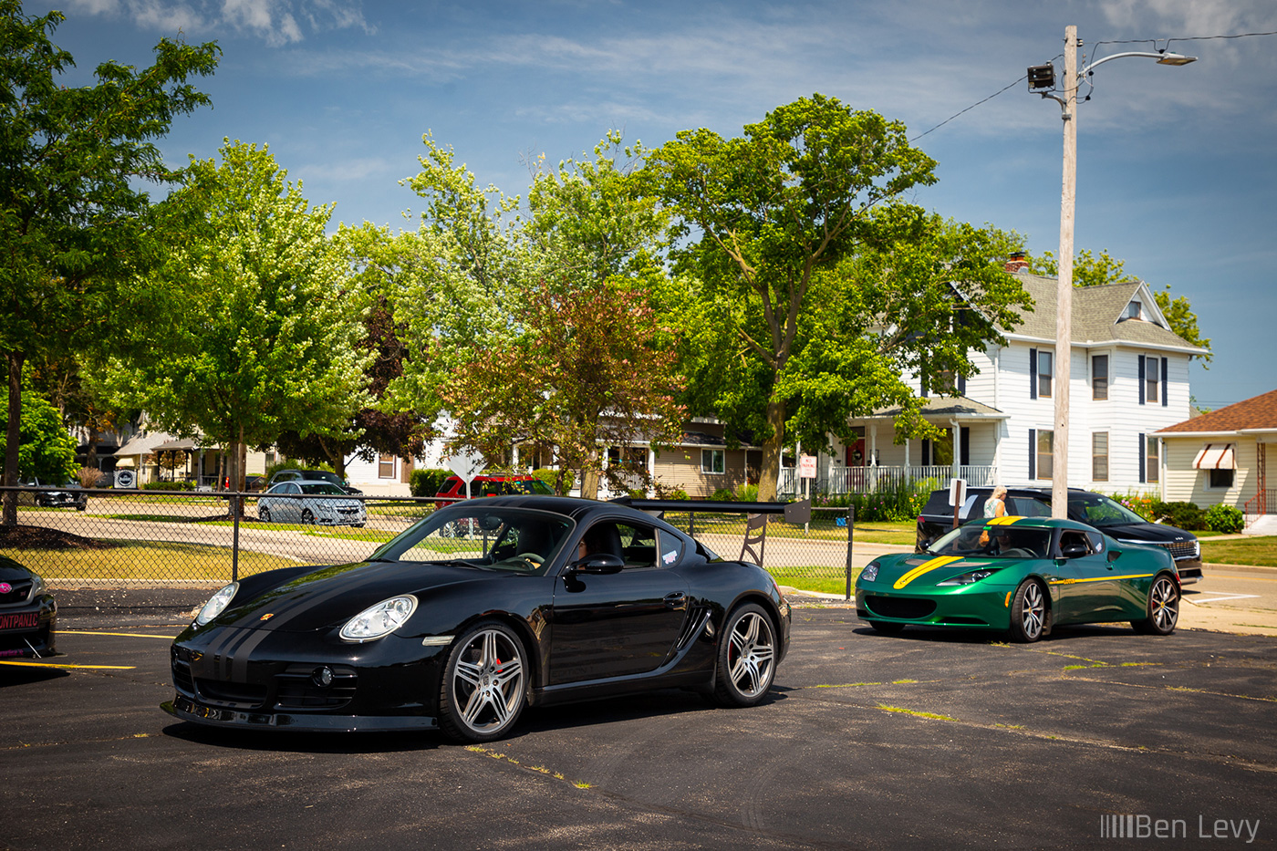 Black Lotus Cayman S and Green Lotus Elise