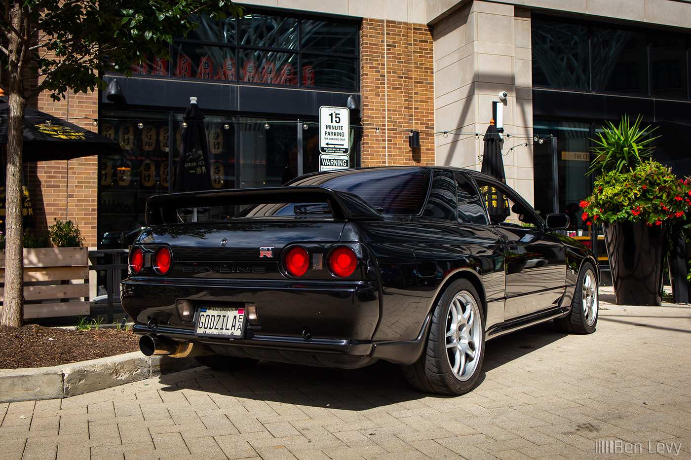 Black Nissan Skyline GT-R at Lincoln Park Car Meet