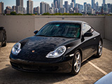 Black Porsche 996 in Chicago