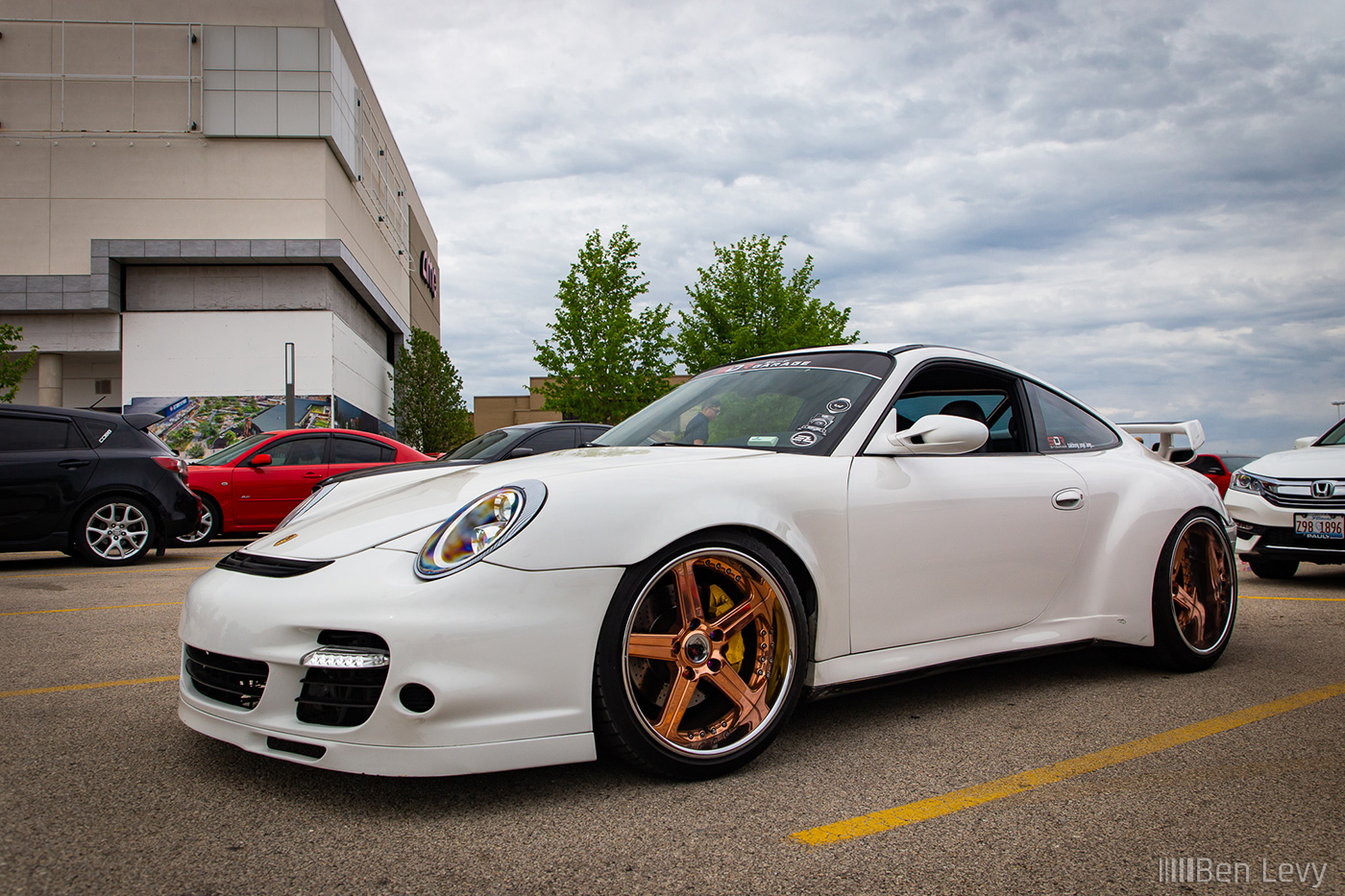 Widebody Porsche 911 at North Suburbs Cars & Coffee