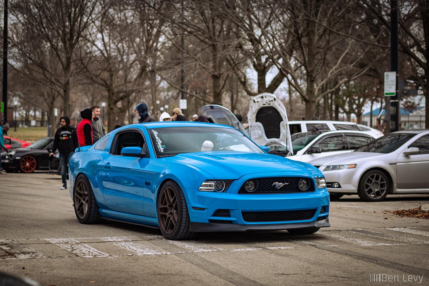 Blue Ford Mustang GT in Chicago