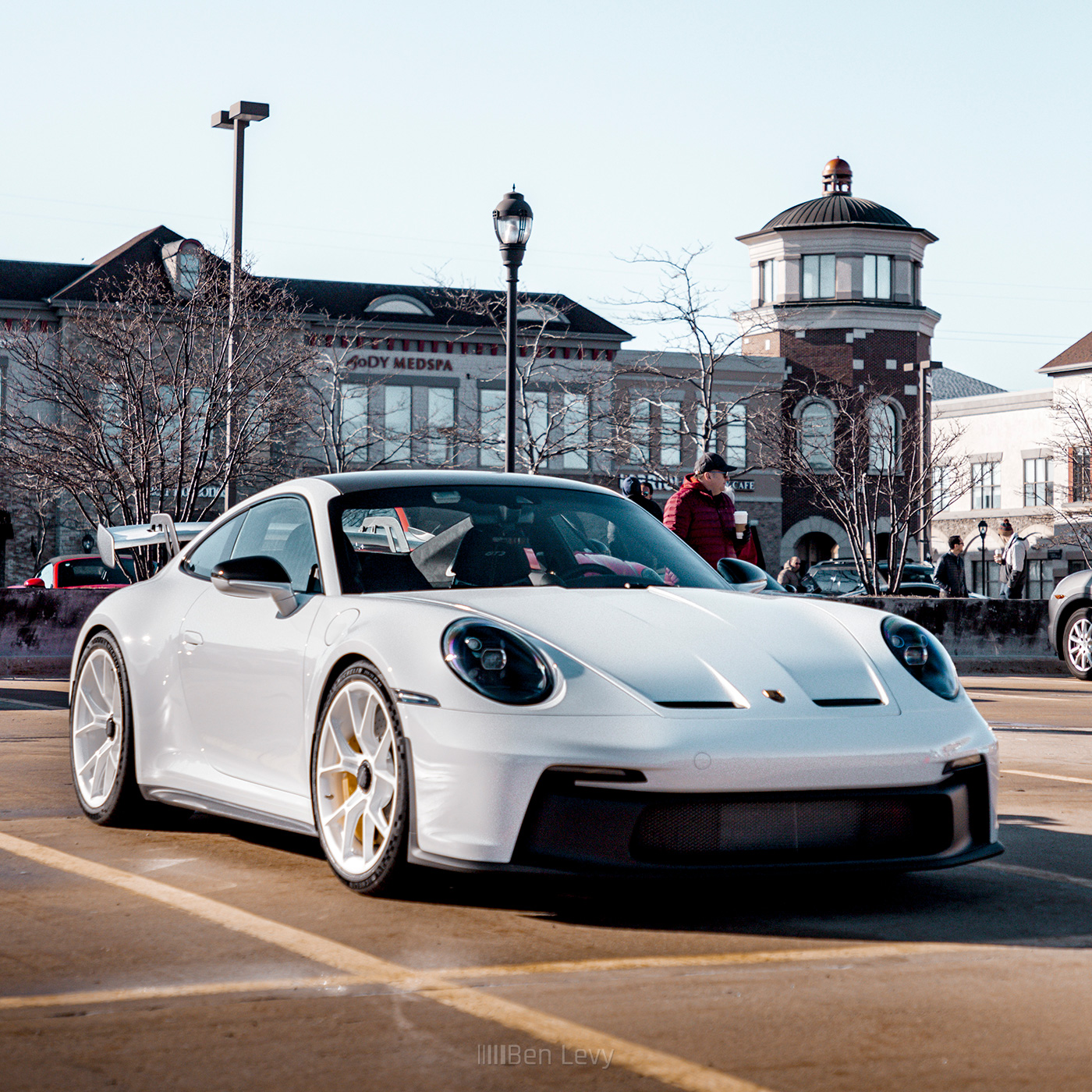 White 992 GT3 at Porsches & Pastries
