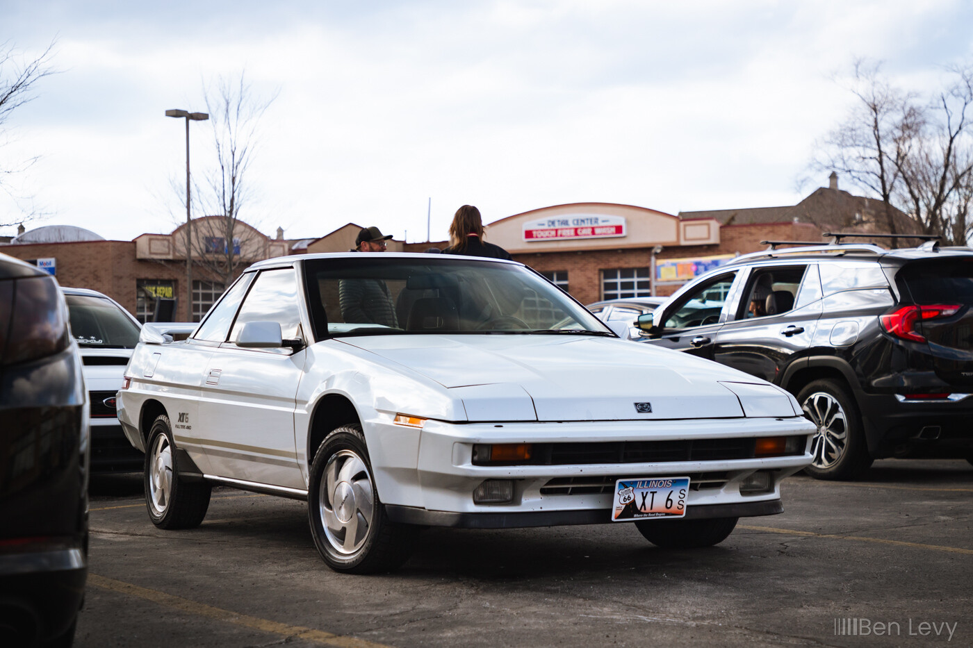White Subaru XT6