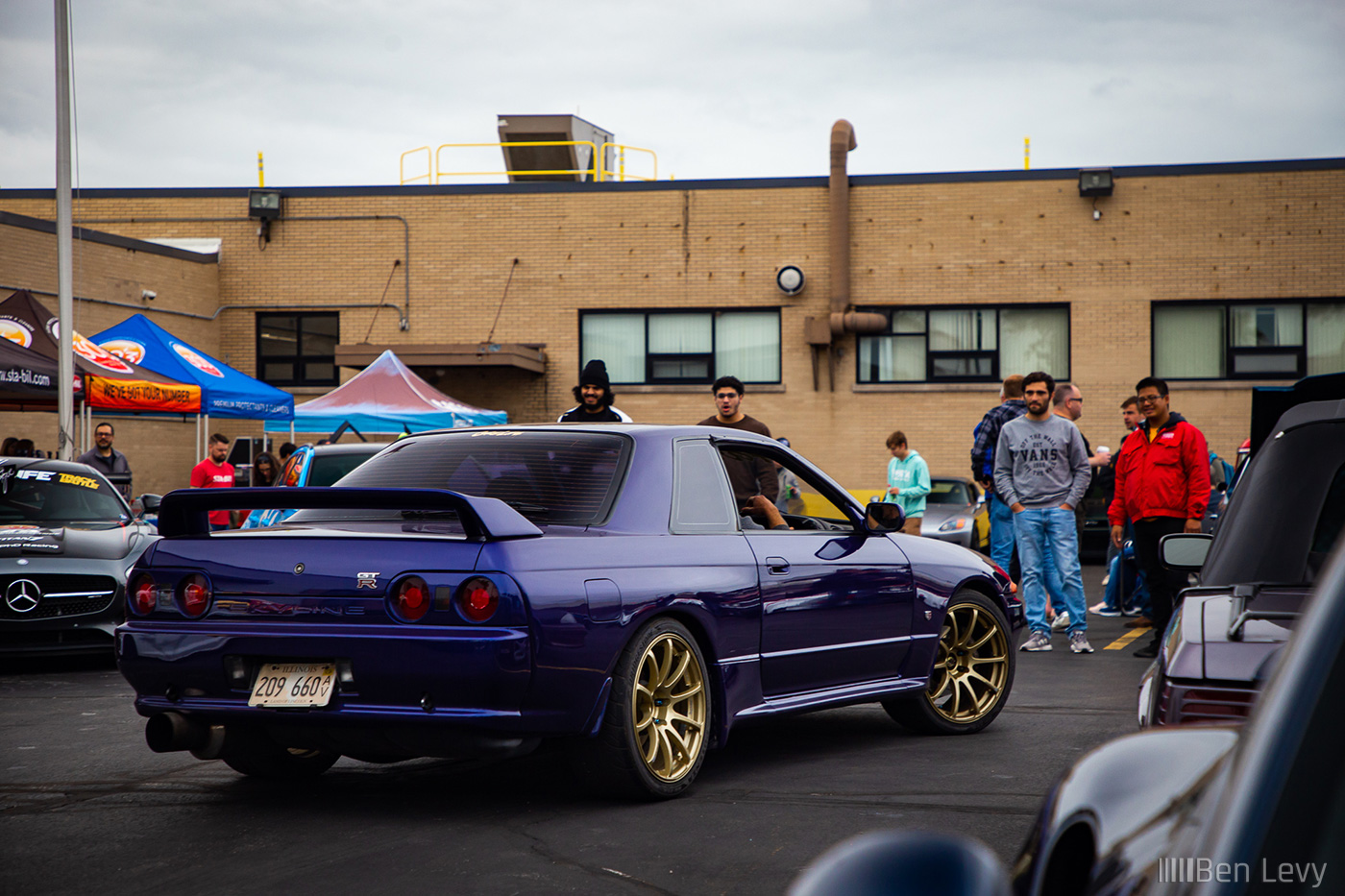 Blue Nissan Skyline GT-R at Cars & Coffee in Chicago