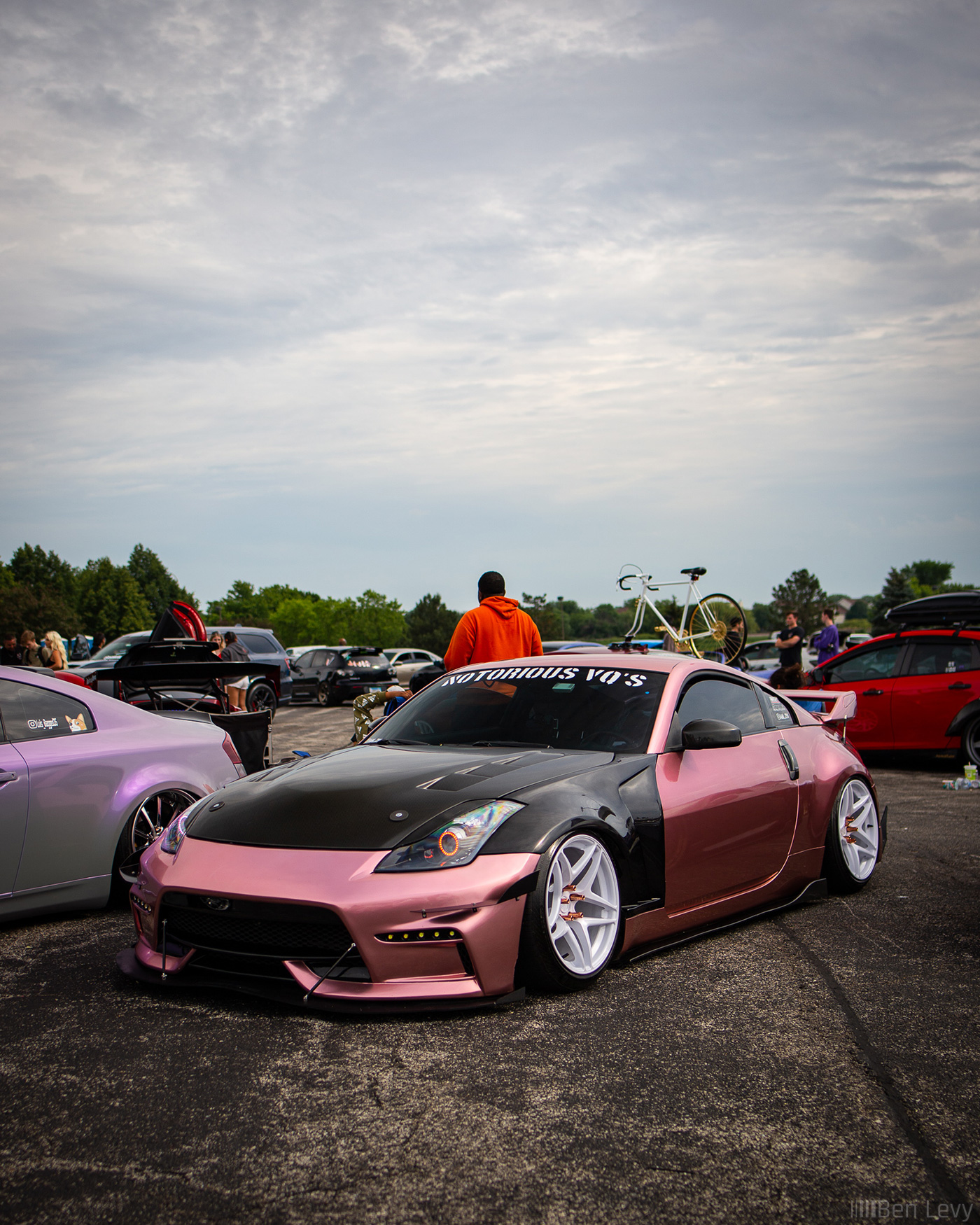 Z33 Nissan with Pink Wrap at Tuner Vibes Car Show