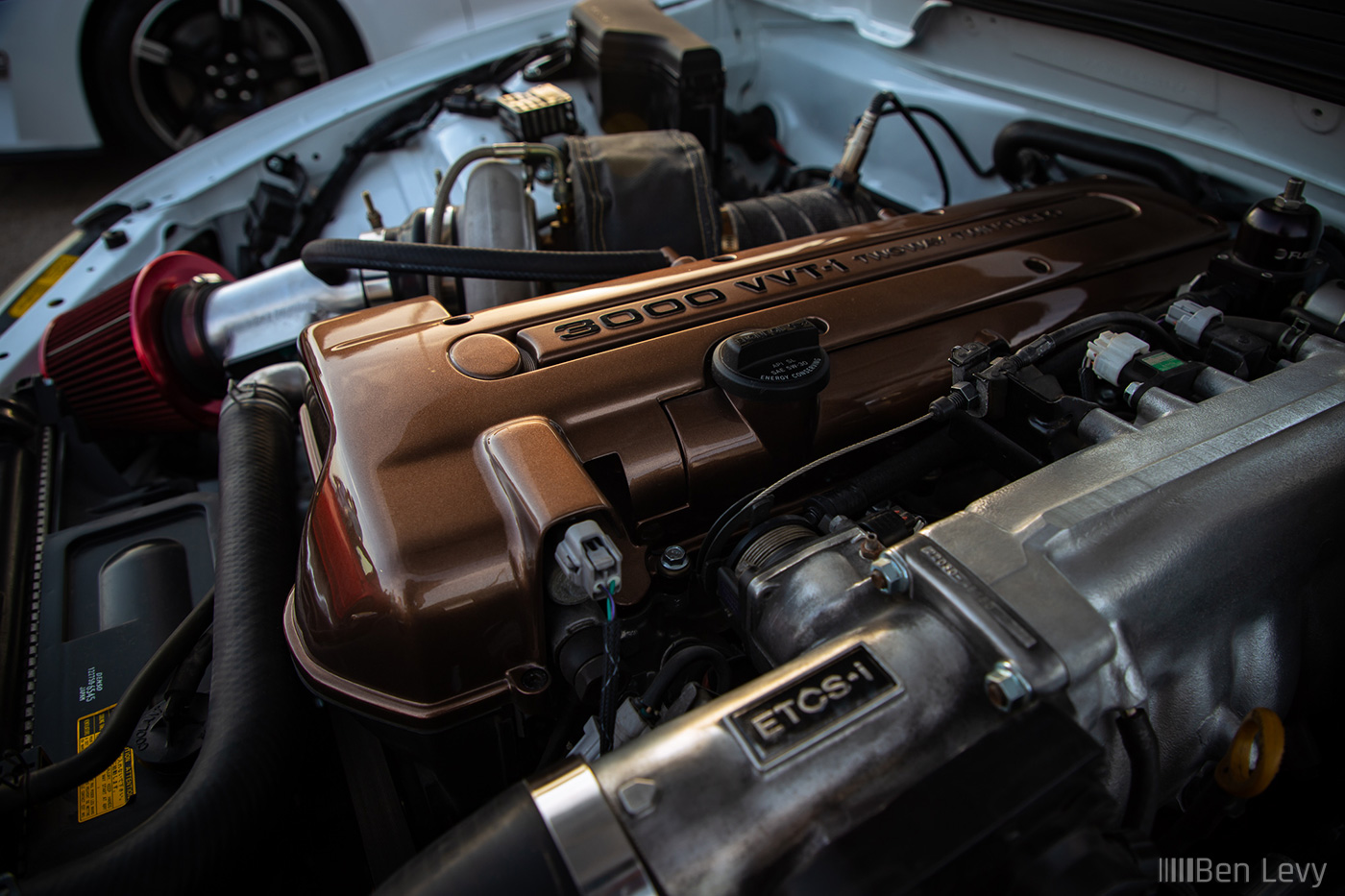 Lexus IS300 valve cover painted brown