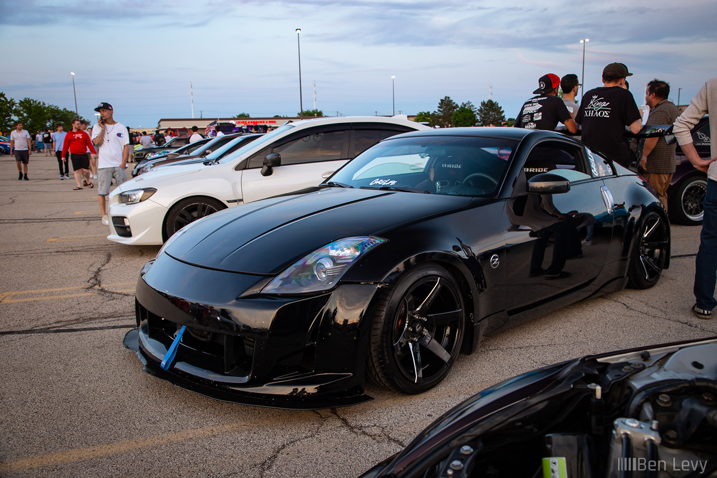 Black Nissan 350Z at Tuners and Tacos