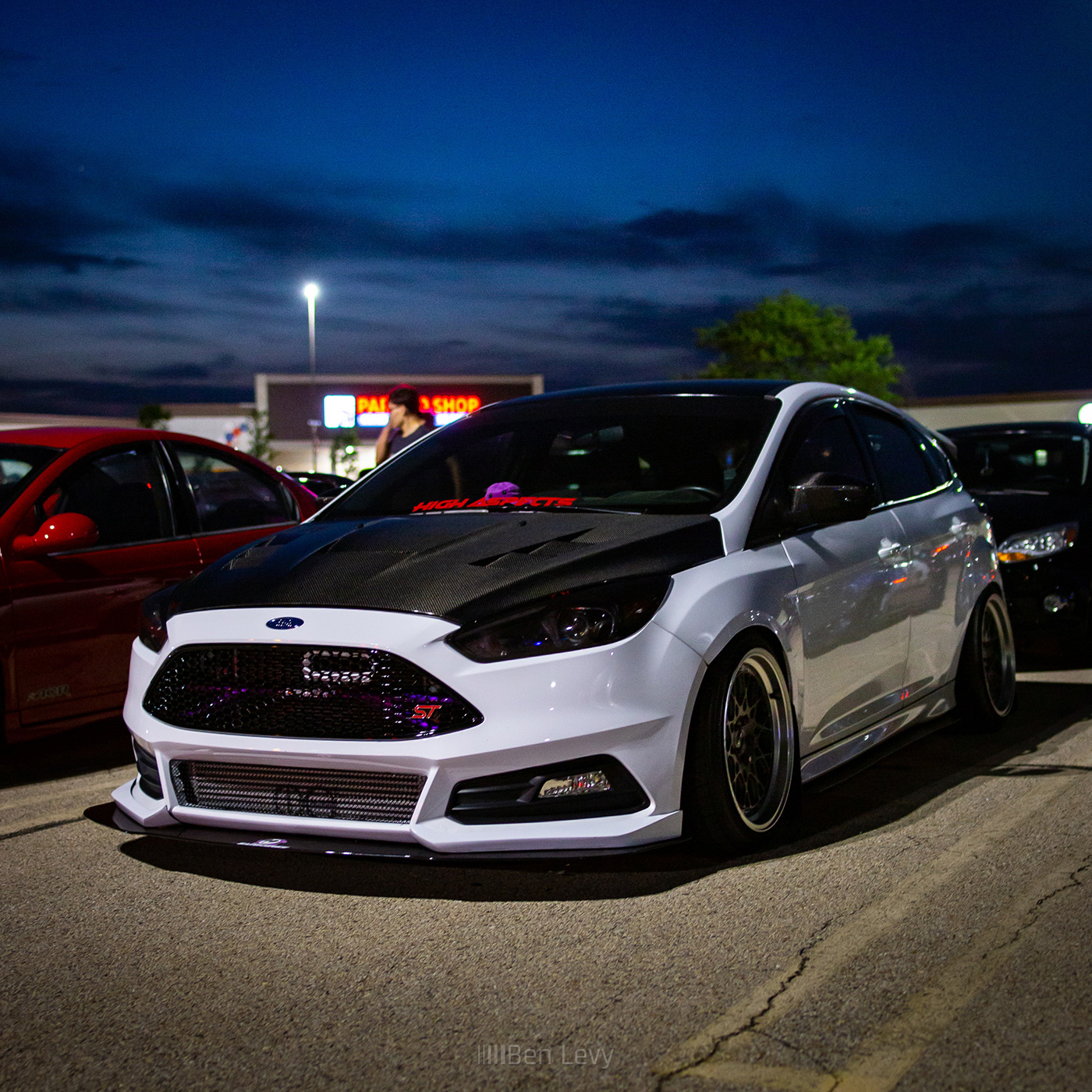 White Focus ST at Ubae Crew Meet