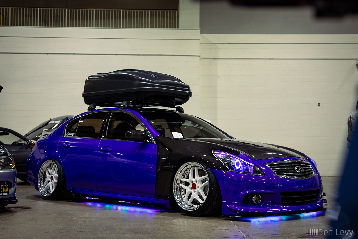 Bagged Infiniti G37 with Roof Cargo Carrier