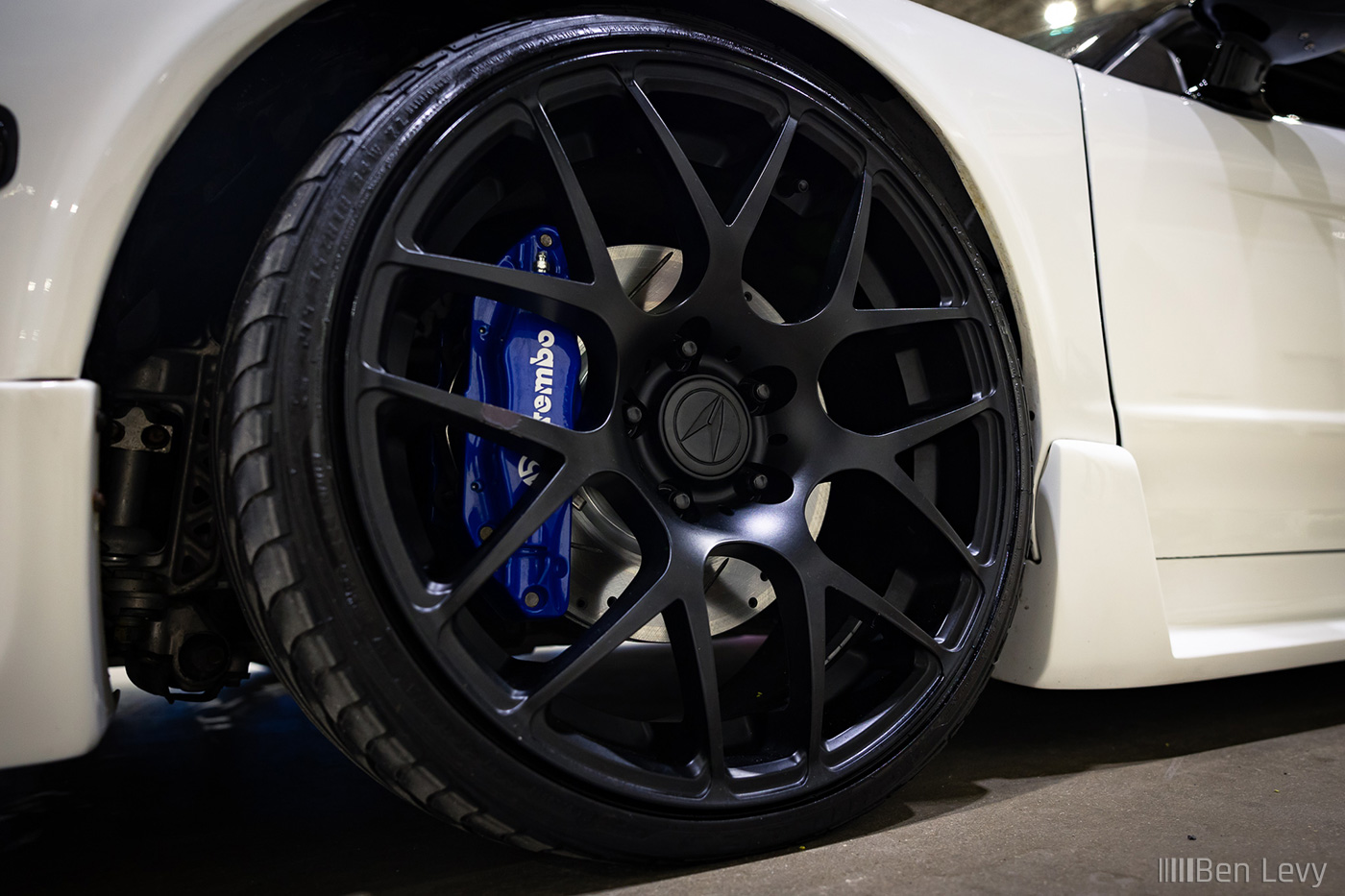 Black Wheels on Acura NSX