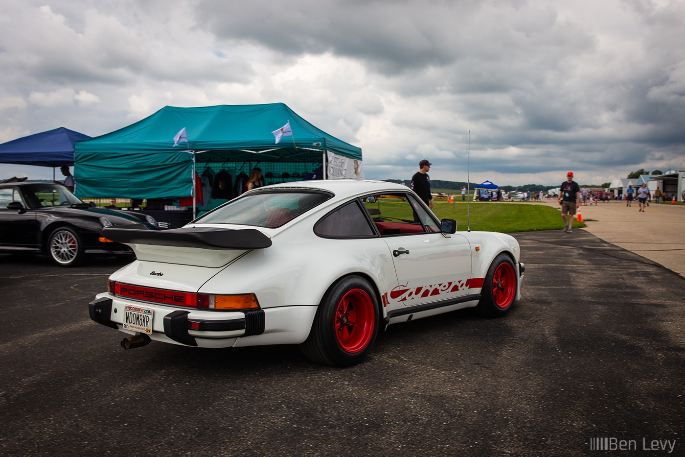 White Porsche 911 from Kelly-Moss