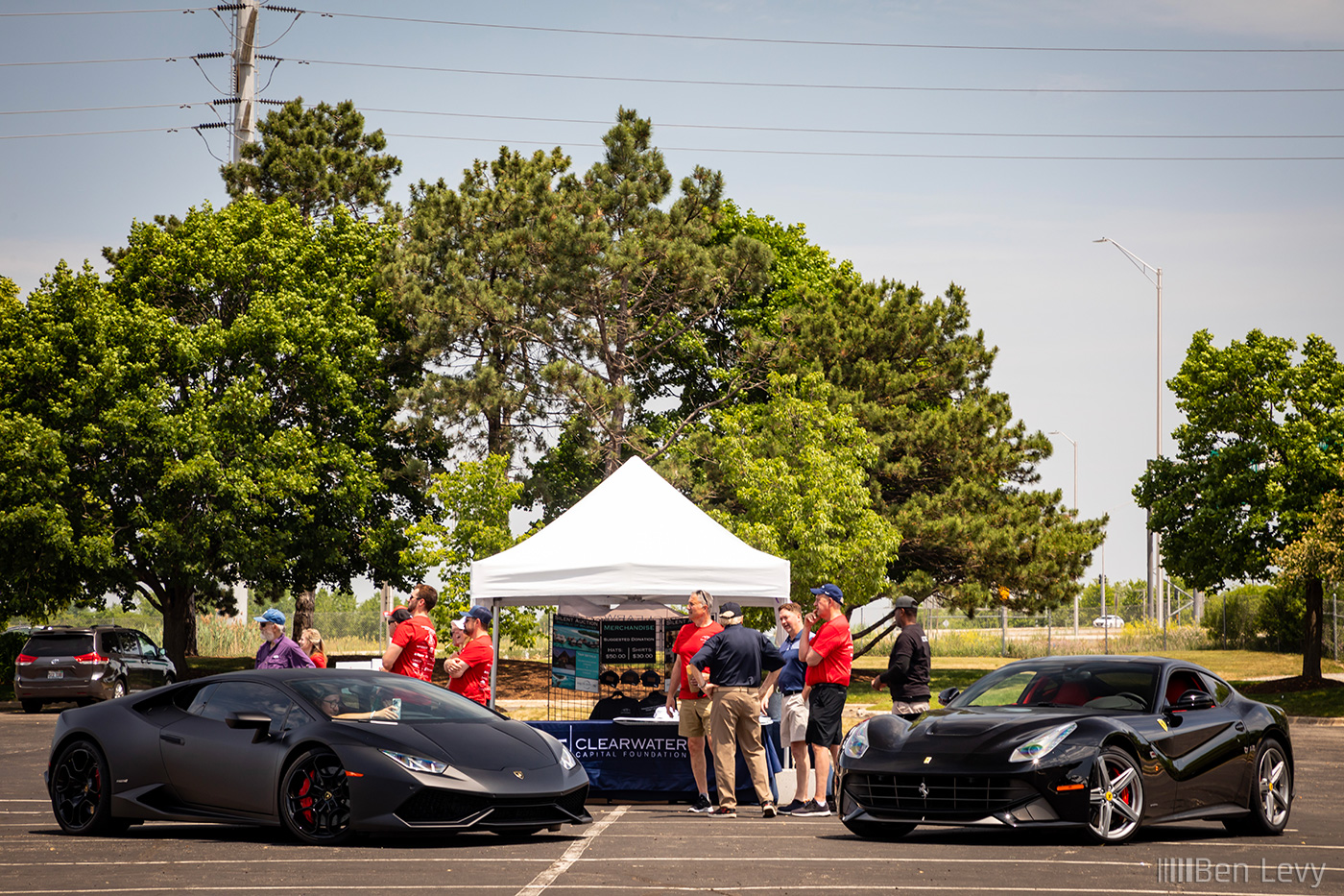 Black Lamborghini Aventador and Ferrari F12berlinetta