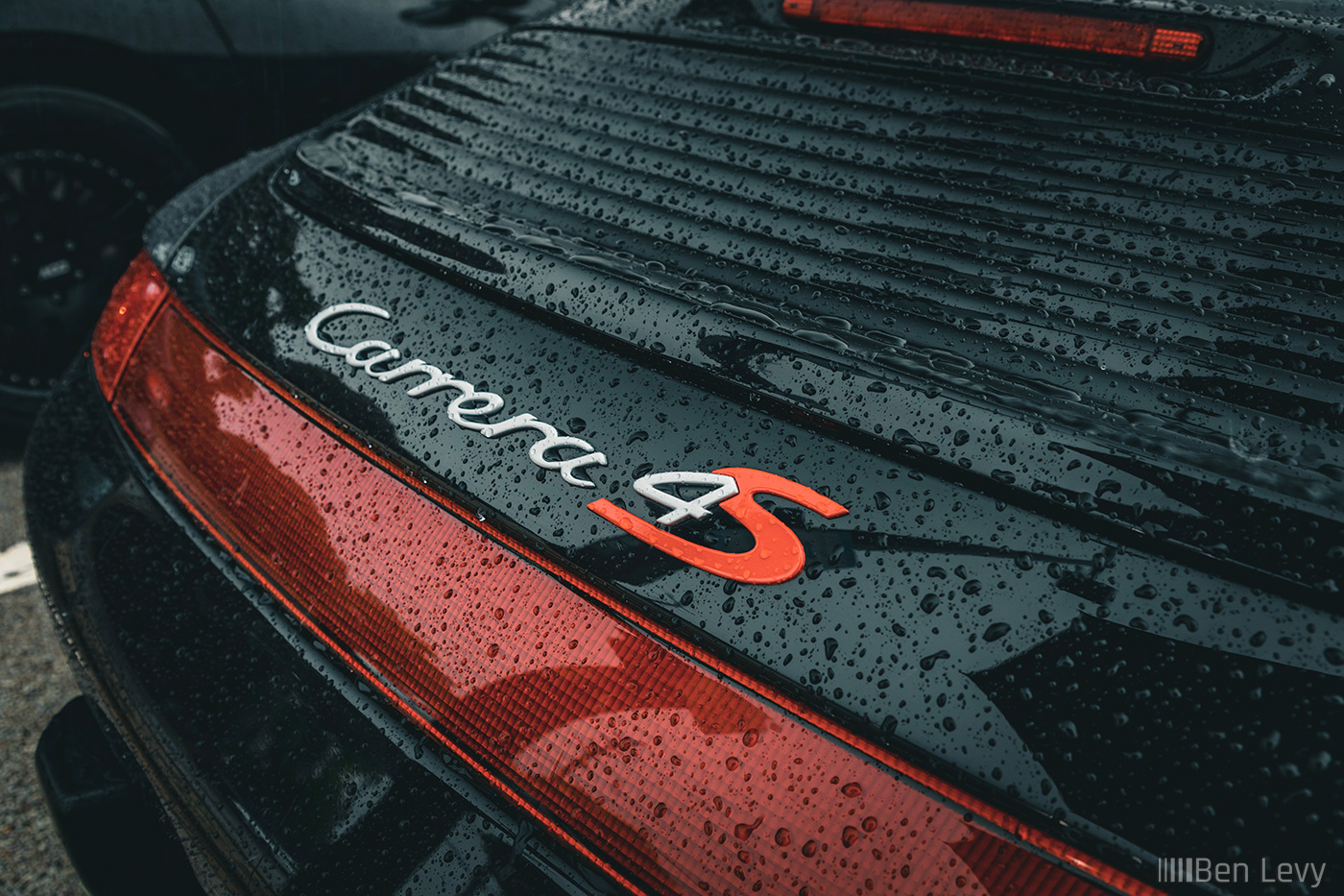 Carrera 4S Badge on Black 996