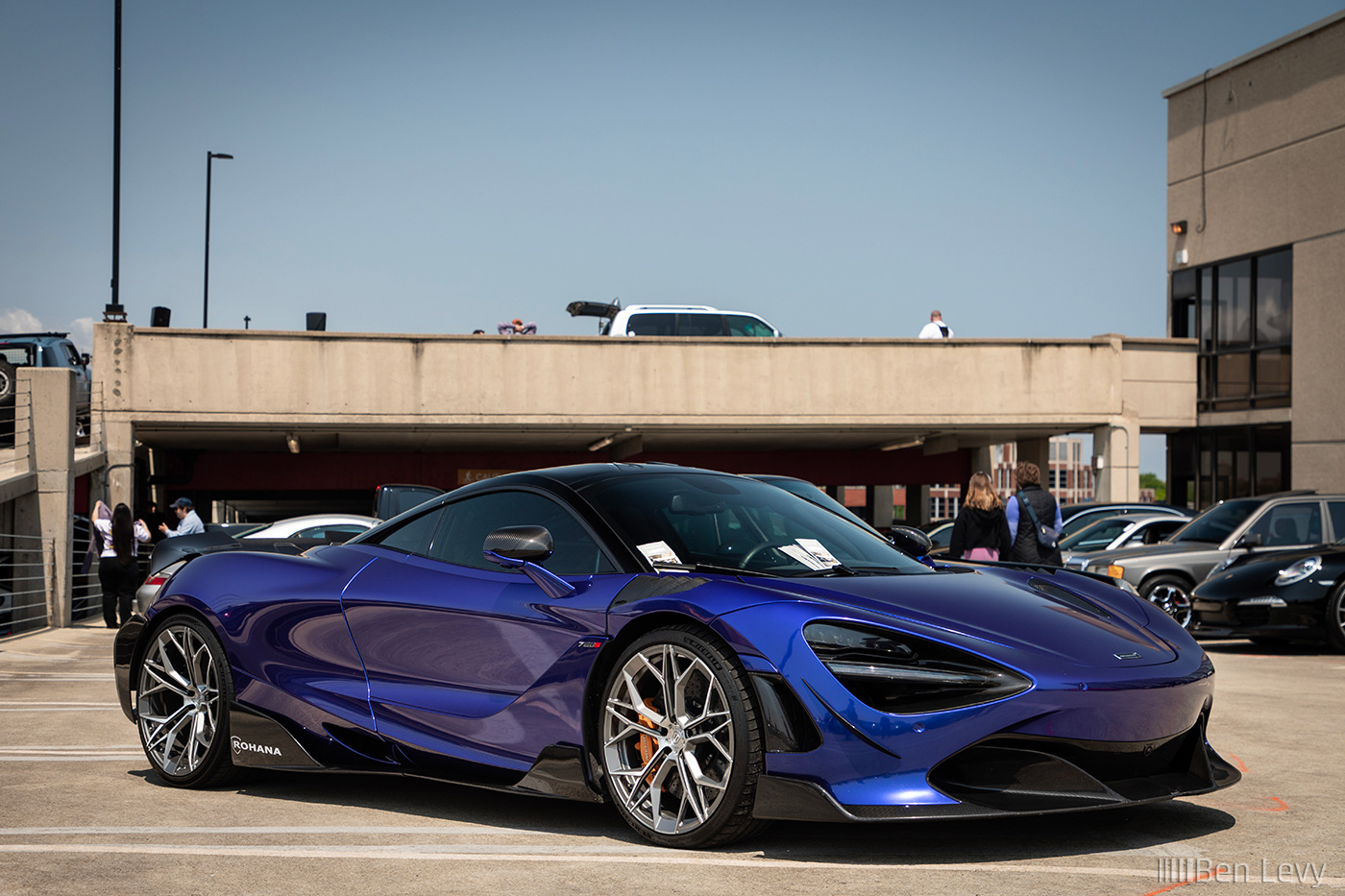 Blue McLaren 720S with Rohana Wheels