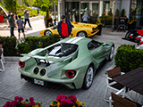 Green Ford GT at Lincoln Common in Chicago
