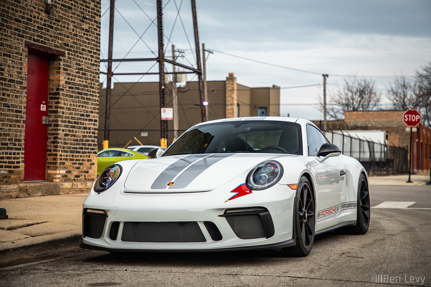 White Porsche 991 GT3 Touring with Grey Stripes in Chicago