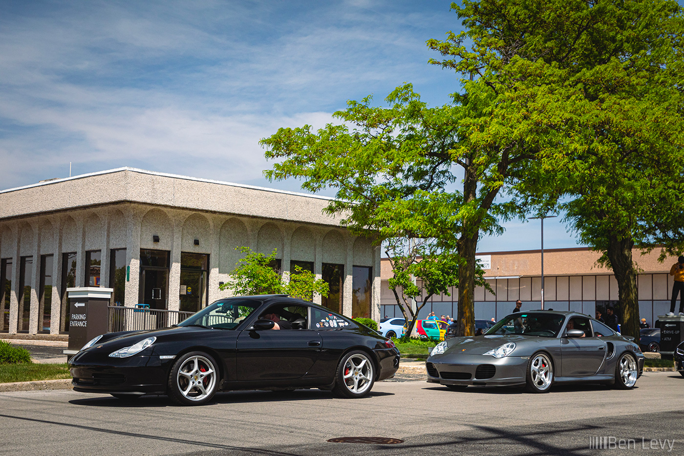 Porsche 996s at a Cars & Cofee in Glenview