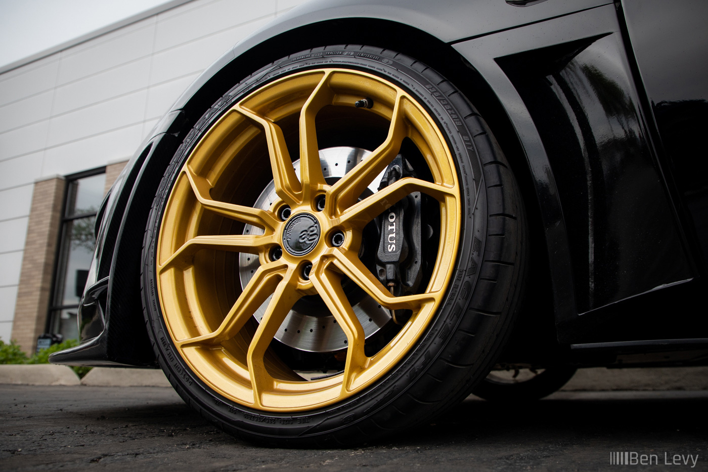 Gold AG Wheel on Lotus Evora