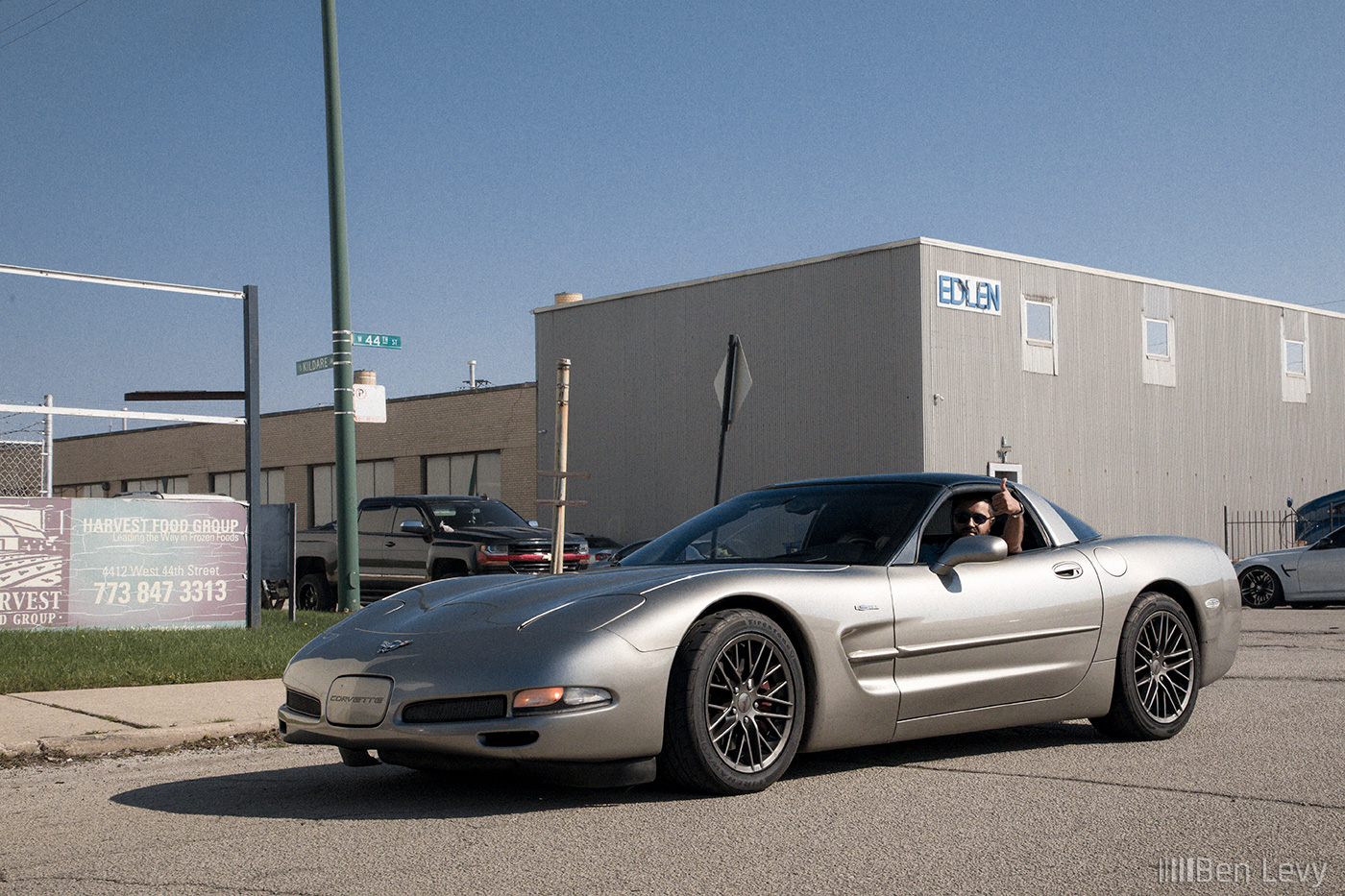 C5 Corvette Arriving for Cars and Coffee