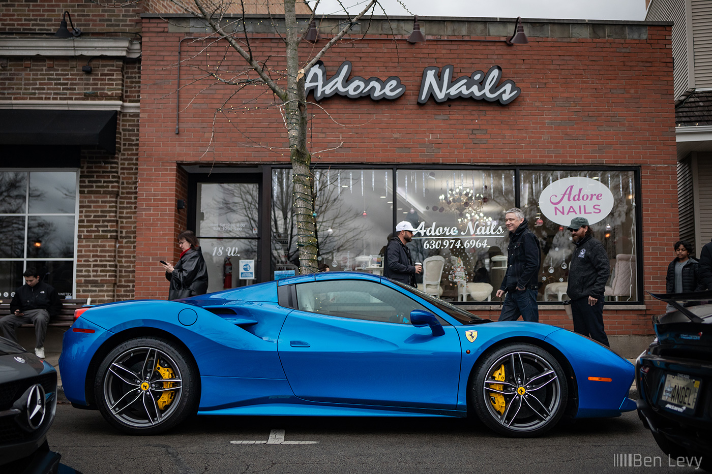 Blue Ferrari 488 in Hinsdale