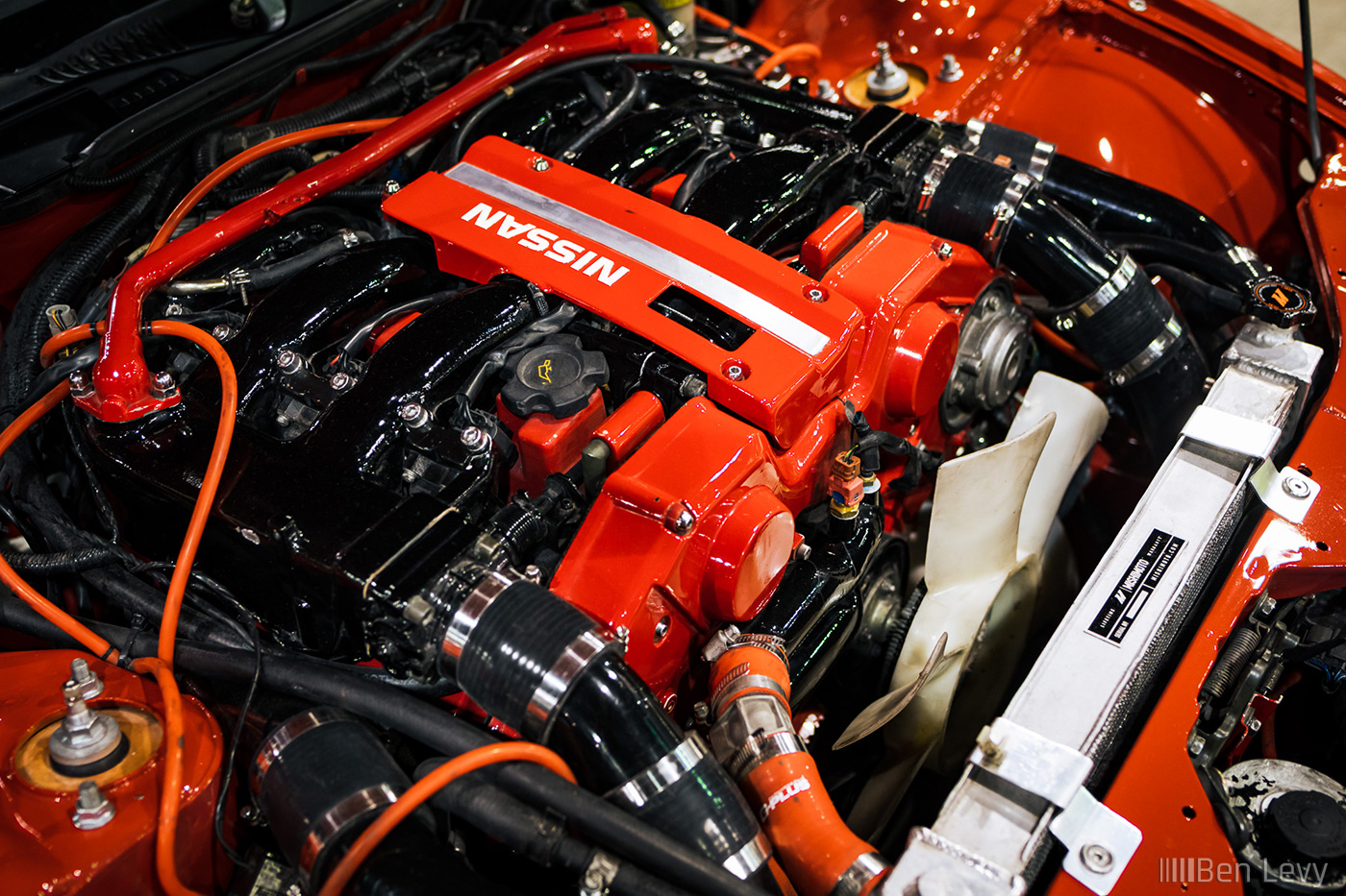 VG30DETT Engine in Red Z32