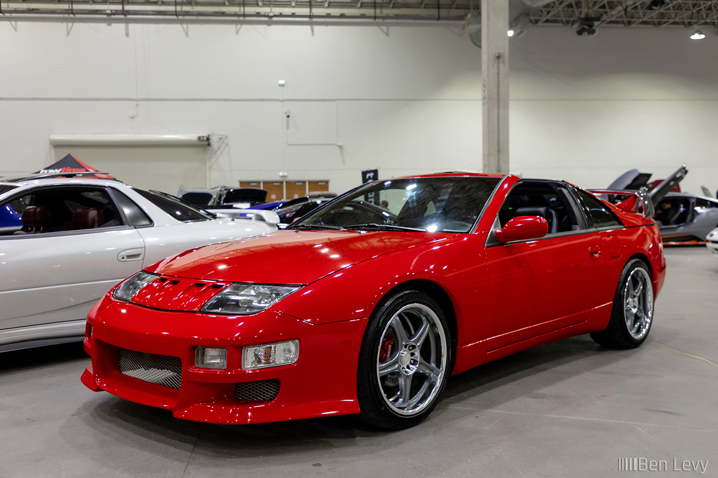 Red Nissan 300ZX at Wekfest Chicago