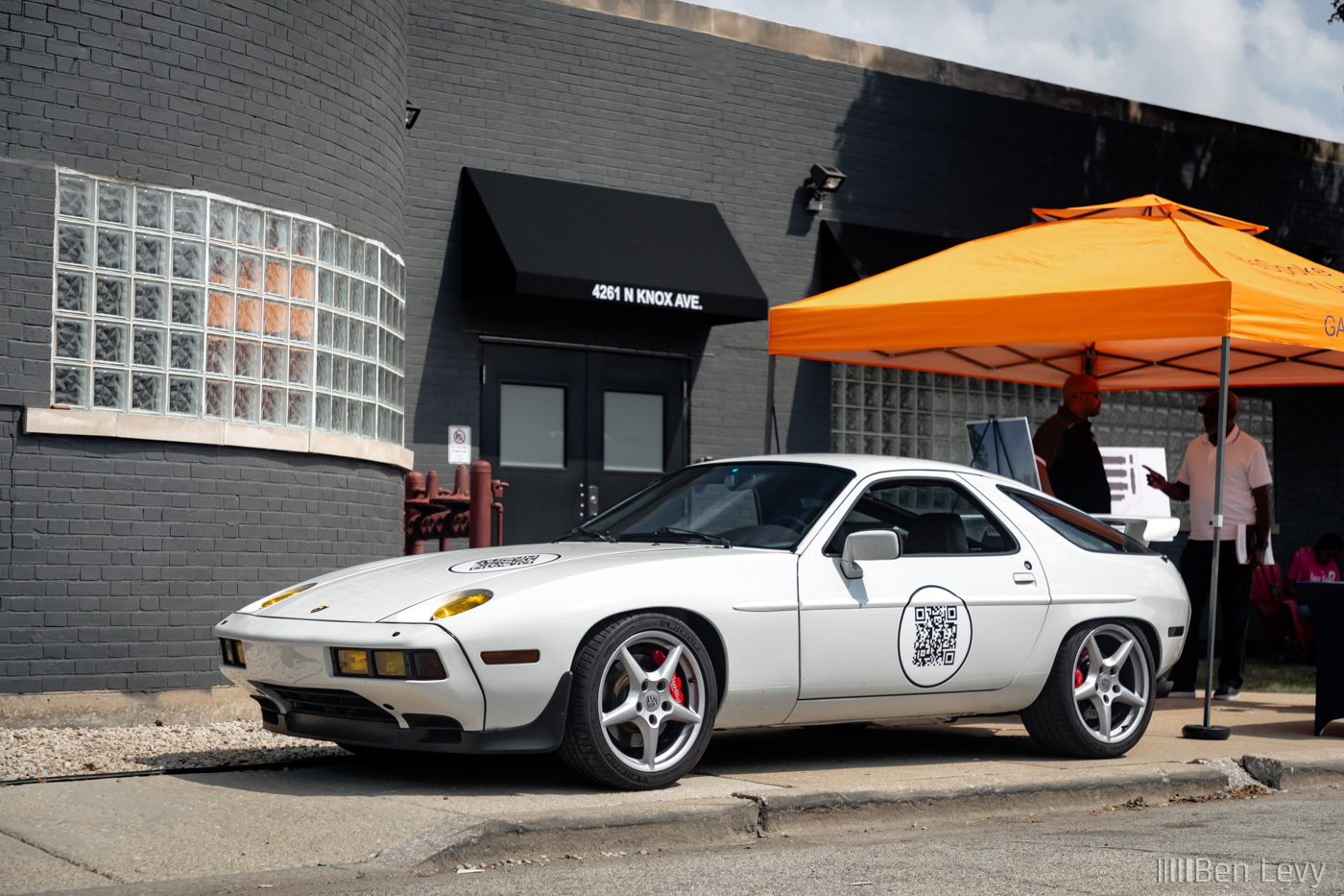 White Porsche 928 from Bespoke Motor Union