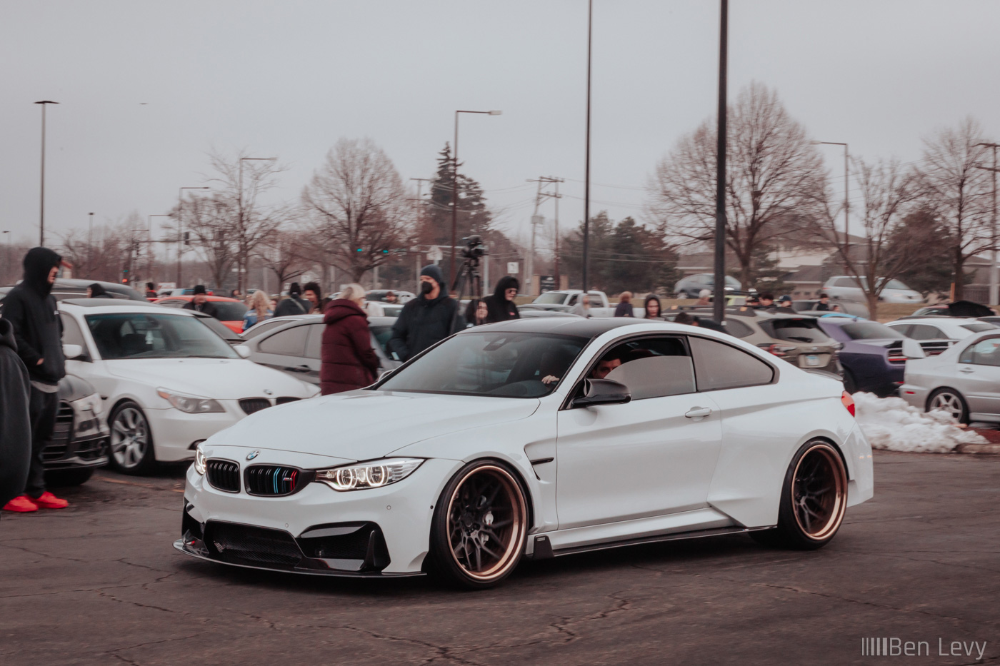 White F82 BMW M4 with Widebody
