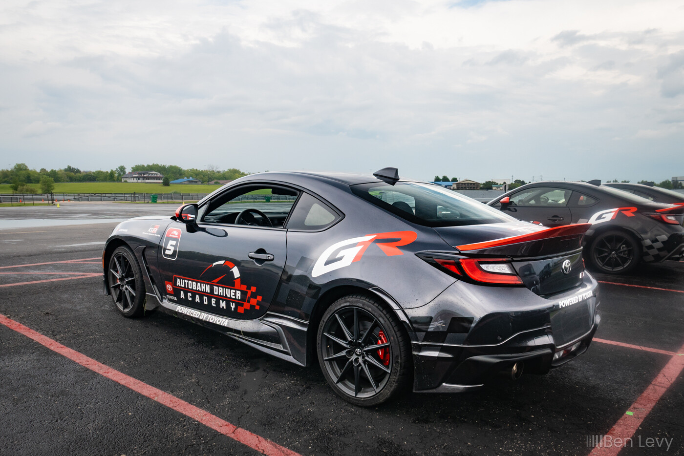Rear Quarter of a Gray Toyota 86 from the Autobahn Driver Academy