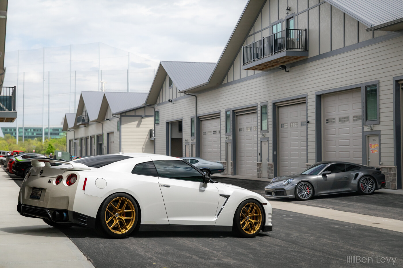 Nissan GT-R and 911 Turbo S at Iron Gate