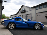 Side of a Blue Dodge Viper at Iron Gate