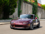 Merlot Mazda Miata in Oak Park