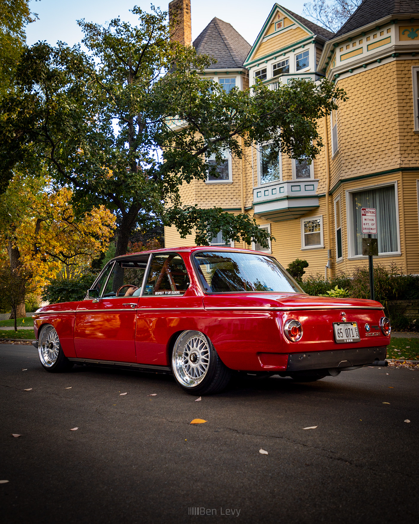 Clean Red BMW 2002