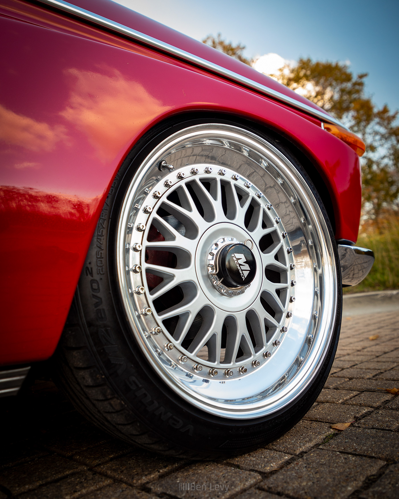 Multispoke M Technica Wheel on BMW 2002