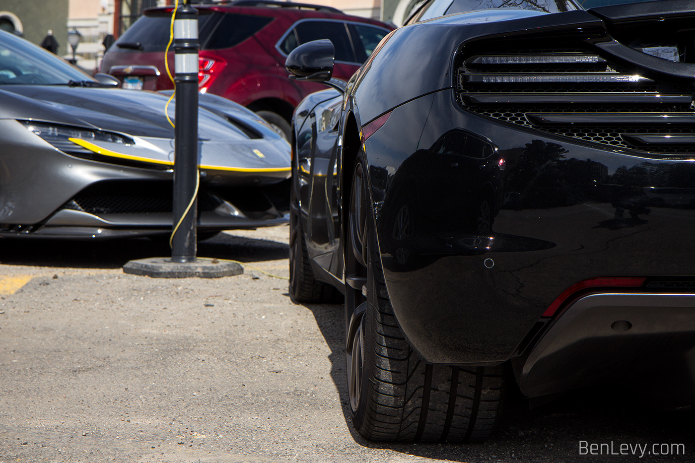 Taillight of black McLaren 12C