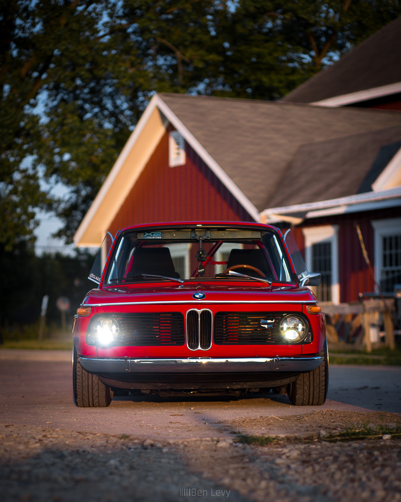 Front of E10 BMW with Projector Headlights